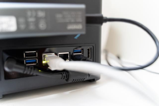 USB 3.0秒变5GbE网卡——威联通QNA-UC5G1T网络转换器体验