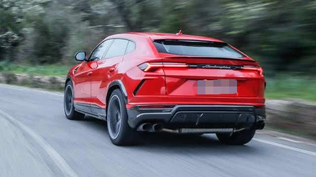 偶遇“京H8”Urus，车牌值一辆古斯特，常被剧组借走！