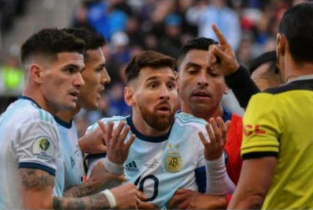 梅西被禁赛期间，阿根廷更像整体，连战连捷！