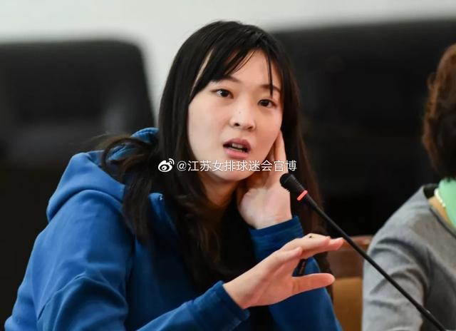 江苏女排三大奥运冠军回归母校，一个博士一个硕士还有一个本科生