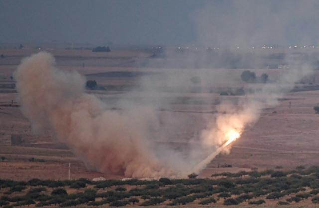 全面总攻！大批远程火箭炮对准叙利亚叛军，这回土耳其麻烦大了