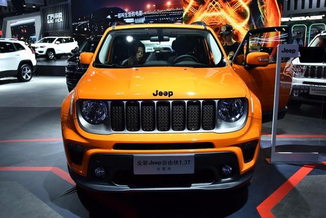 能越野的城市小型SUV！新款Jeep自由侠1.3T值不值得买