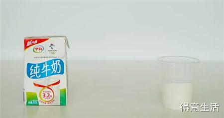 一口气喝了8种纯牛奶，最厉害的竟然不是蒙牛特仑苏？