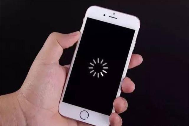 手机卡顿后，关机再开和重启哪个更好？这么多年真是白用了