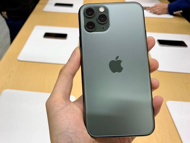 “信号门”又来了，iPhone11不幸中枪，用户申请退货