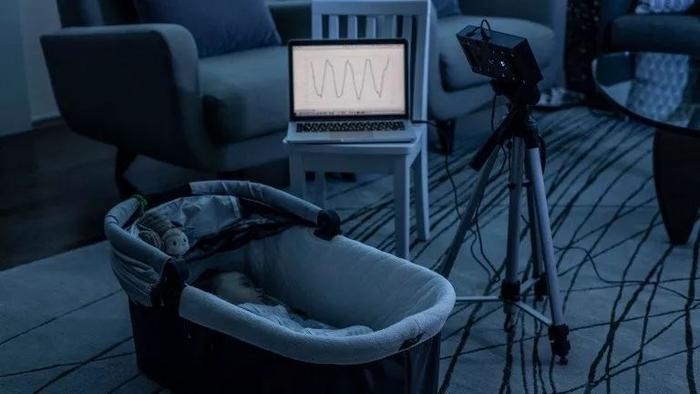 “小爱同学，帮我个忙”：可以监测婴儿呼吸的智能音箱应用