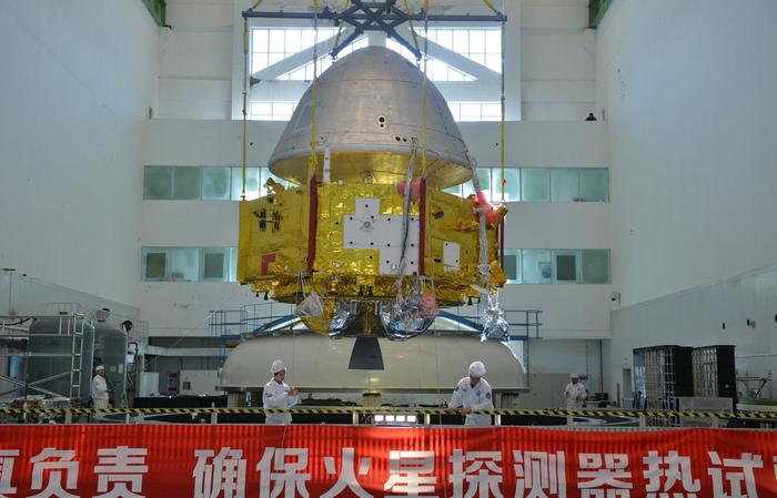 中国火星探测器发射在即，诺贝尔奖得主：人类永远不会在外星生活
