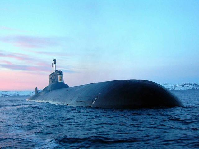 美国眼中的"末日武器"：俄最新战略核潜艇，导弹能打10000公里