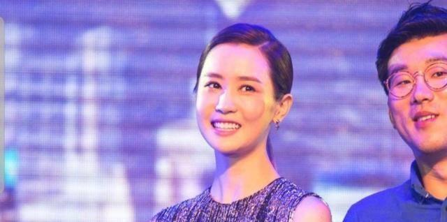 李多海韩彩英近况曝光，进军直播界忙带货，女神资源急转直下？