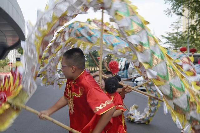 北京市顺义区马坡第二小学舞龙队参加全国青少年舞龙舞狮锦标赛