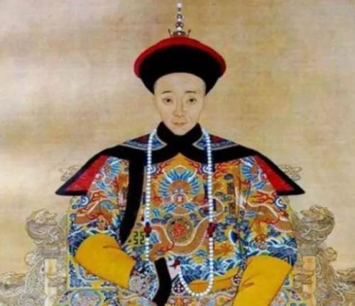 大清建立二百多年，上朝时是满语为主，还是汉语为主？