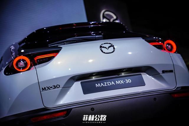 2019东京车展报道 实拍马自达电动SUV MX-30