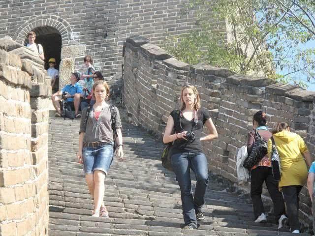 为啥来中国旅游的外国人越来越少了？美国人说了三点！