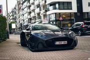 街拍 ~ Aston Martin DBS Superleggera 酷！