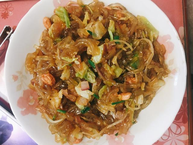 红苕粉的醇香之旅·一碗汤的温暖与家的味道