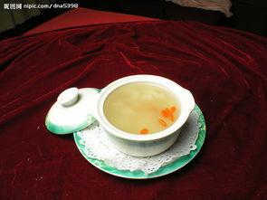 你知道秋季喝银耳汤的好处与禁忌吗？