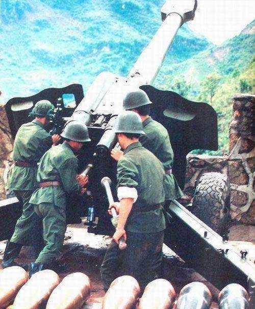 66式加榴炮和59–1式加农炮好搭档，充分教育和说服过越南人