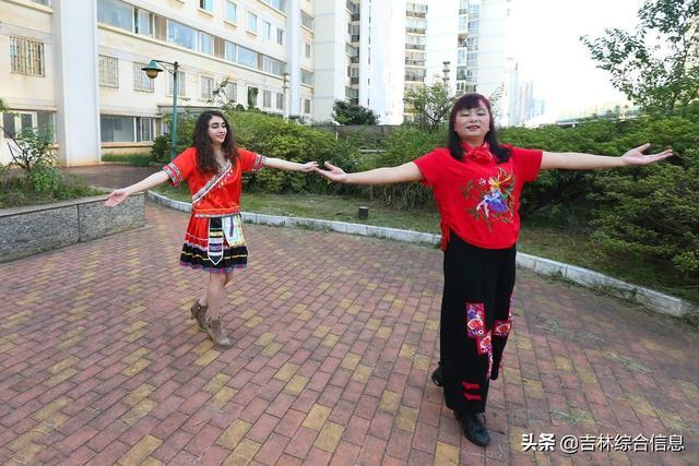 这名古巴女孩为了“真爱”，连大学都放弃了，嫁中国小伙不要彩礼