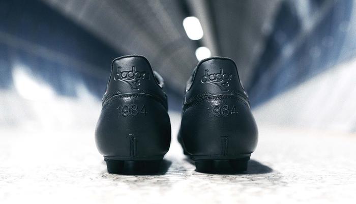 Diadora推出全黑配色Brasil “Made In Italy”足球鞋