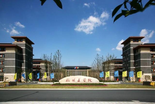 一波医学院更名为医科大学，更多医学院正走在更名大学的路上？