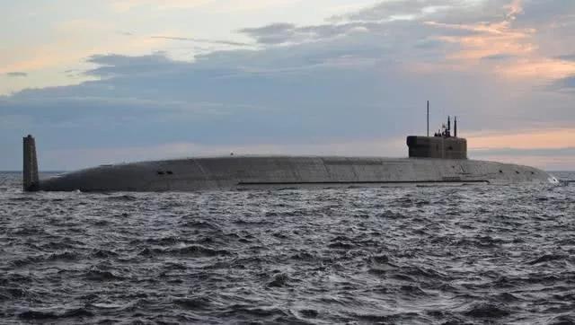 展示全面战力！俄最新战略核潜艇首射“布拉瓦”导弹