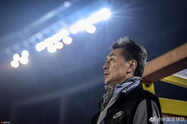 中国女足胜巴西称霸四国赛，贾秀全后悔世界杯“没这么踢”