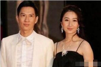 5位出了名“疼老婆”的男星，最后一位连拍戏都要把老婆带在身边