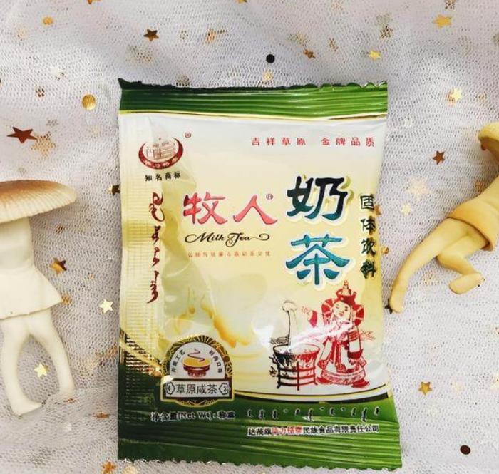 奶茶的“非主流”口味，核桃红枣太养生，咸蛋黄意外卖得很火！