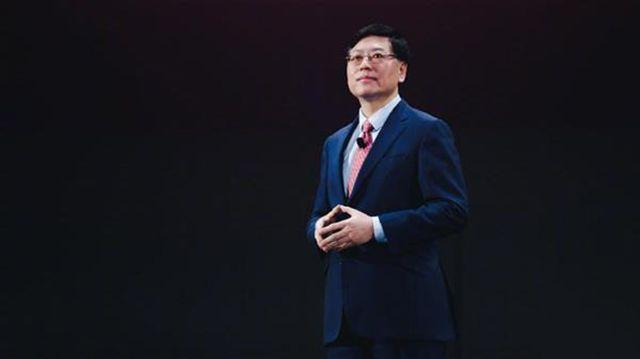 每年投入100亿！杨元庆称联想要做技术型公司，手机业务要盈利