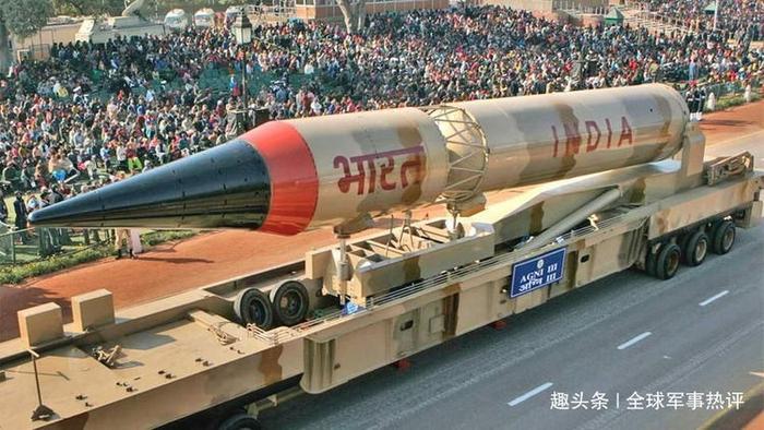 印度烈火导弹刚升空，巴基斯坦就回以颜色：沙欣核导弹果断发射