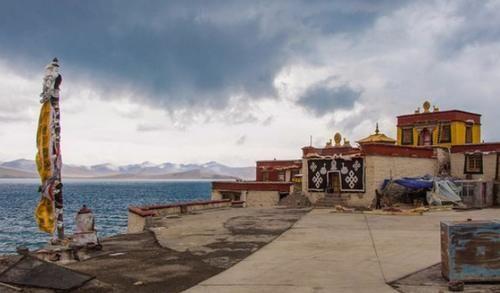 西藏最接近天堂的村子庄：氧气含量减半，人均寿命不到45岁