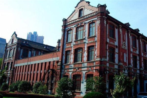 国内10大最好的大学，北京大学和清华大学领衔，有你的母校吗？