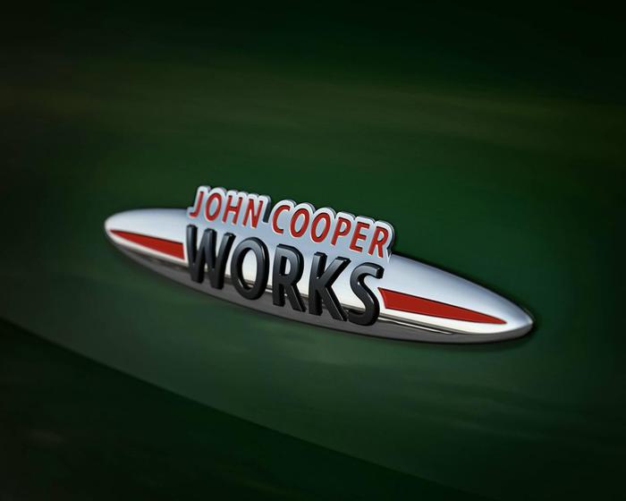 售价39.98万元起 MINI JOHN COOPER WORKS家族新成员全国上市