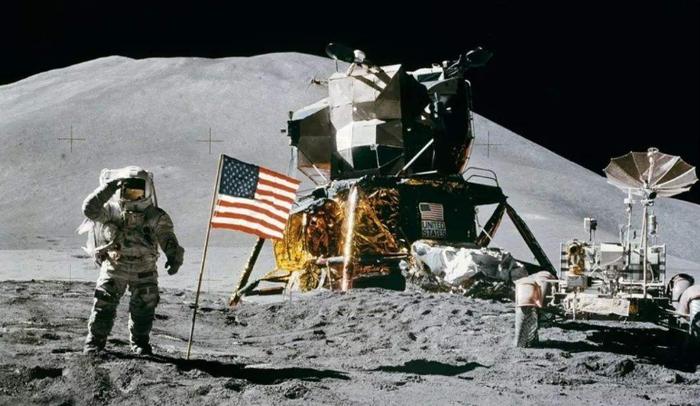 没有发射场的月球，阿波罗计划的宇航员当年是怎么做到返航的呢？