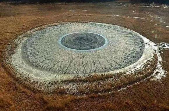 世界上最大的“眼睛”，堪称地狱之门