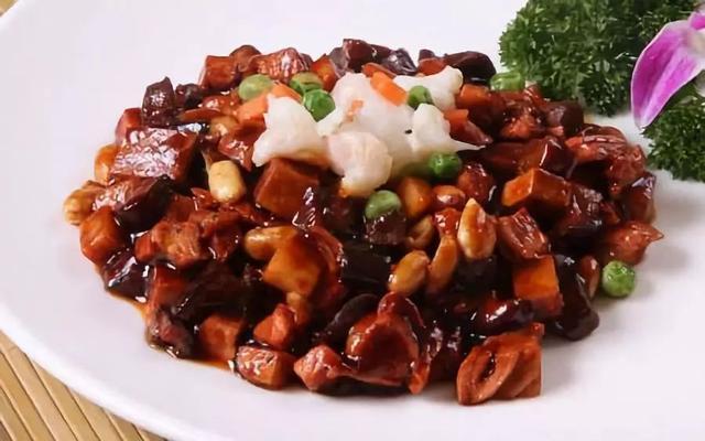 上海的十大名菜，你猜猜都有哪些？