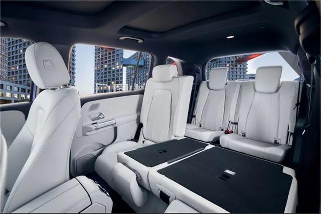 奔驰5+2座豪华SUV GLB上市，主打家用市场，高性价比30万起售