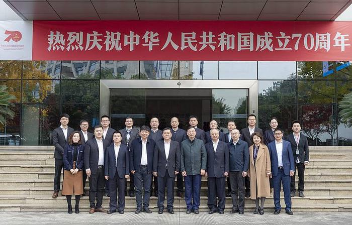民航西南空管局与中国电科十四所“航空智慧气象实验室”揭牌