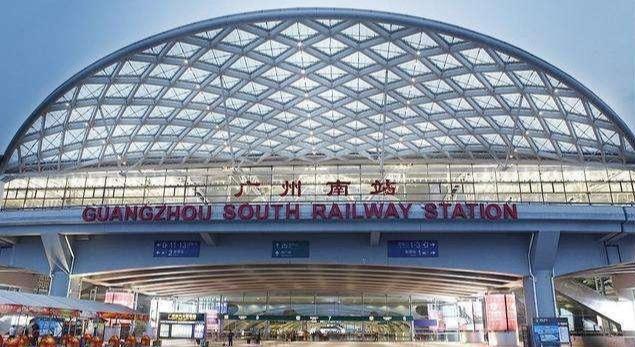 国内最繁忙的火车站，这个城市一举超越北京，上海虹桥紧随其后