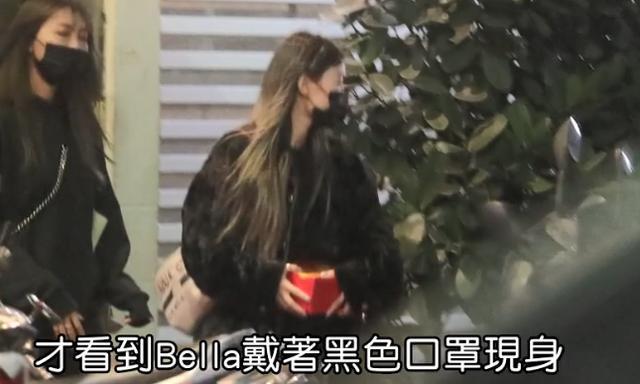 高以翔23岁女友一直守在他遗体旁，灵堂打烊才肯走