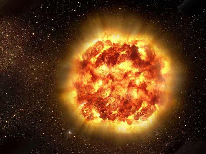 10亿光年外，一颗超新星大爆炸，这不是太阳的未来