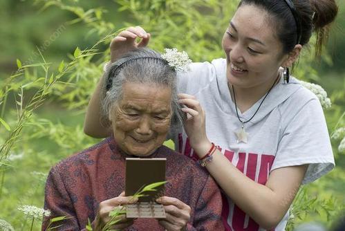 老了才知道，生男生女差别有多大