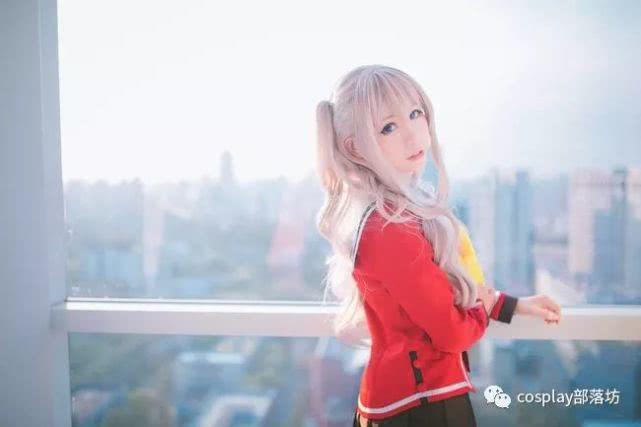 cos：夏洛特，放学后的学妹友利奈绪