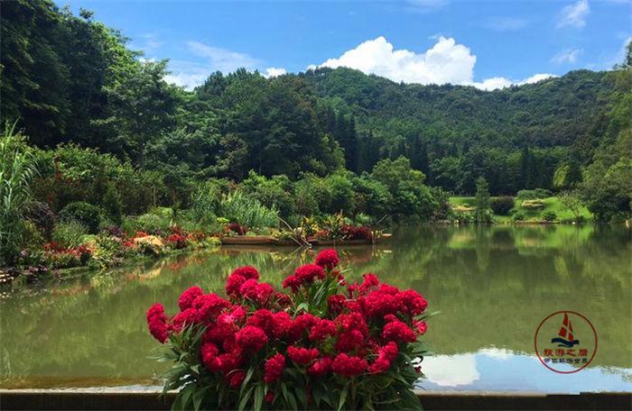 深圳香火最旺的寺庙，背靠梧桐山的弘法寺，是岭南最大的寺庙