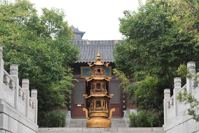 徐州最美的寺庙之一，距今1600年，建在竹林中景色雅致