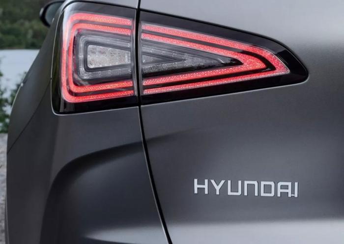 氢燃料电池不是电池，但氢燃料电池车是电动车