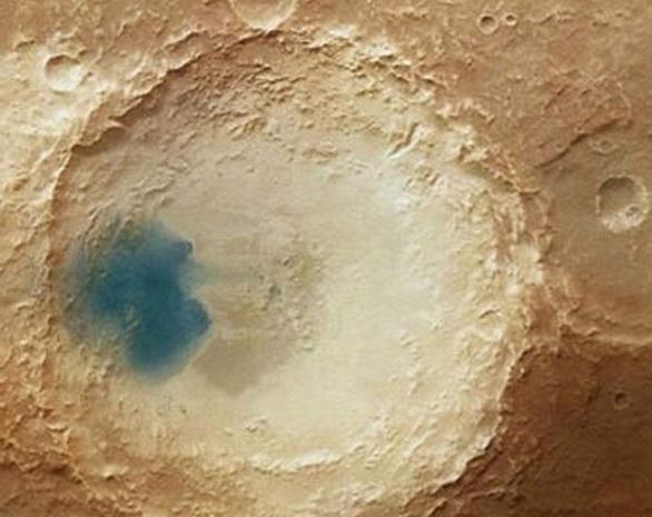 美探测器发现火星上有宽达20公里的地下湖泊，生命存在可能性大增