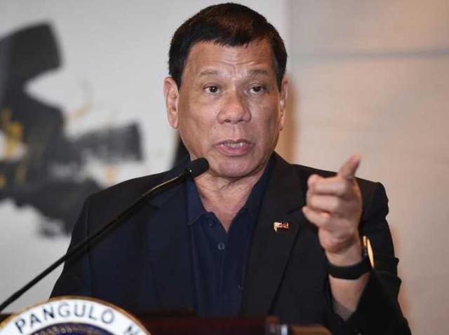 菲律宾女副总统认输，杜特尔特取消戒严令，军队拥护成为逆转关键