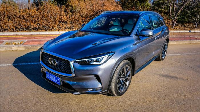 英菲尼迪QX50：比安全？我一点都不怂