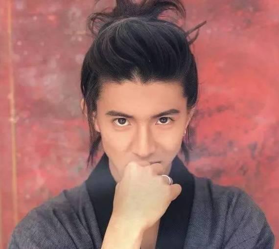 木村拓哉与妻子神仙爱情：日本人黑了20年，中国网友奉为模范夫妻